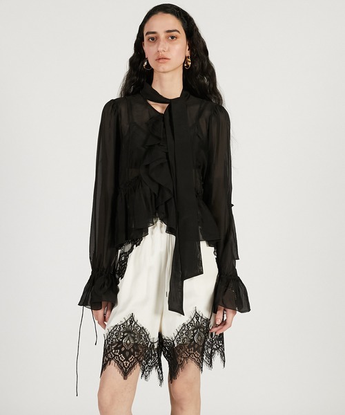 PRANK PROJECT（プランクプロジェクト）の「ラッフルボウタイブラウス / Ruffle Bow Tie Blouse（シャツ/ブラウス・レディース・ブラック/ホワイト・FREE）」の2枚目の写真