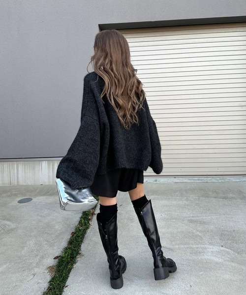 merrylatte（メリーラテ）の「オリジナルロゴハンドメイドルーズモヘアニット【Primaras】（ニット/セーター・レディース・チャコールグレー・FREE）」の5枚目の写真