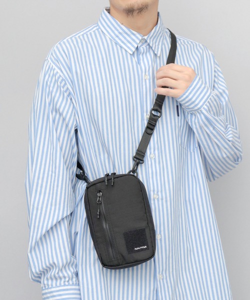 NAUTICA(ノーティカ)の「4ポケット 多収納 ミリタリー 縦型 ミニショルダーバッグ(ショルダーバッグ・メンズ・ブラック・FREE)」の1枚目の写真