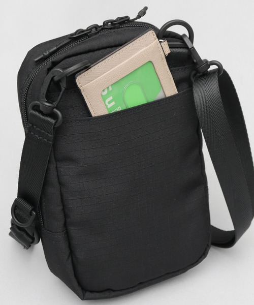 NAUTICA(ノーティカ)の「4ポケット 多収納 ミリタリー 縦型 ミニショルダーバッグ(ショルダーバッグ・メンズ・ブラック・FREE)」の7枚目の写真