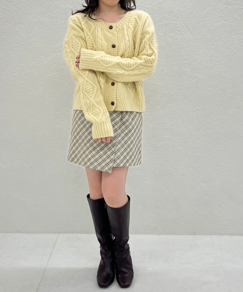 31 Sons de mode（トランテアン　ソン　ドゥ　モード）の「2025秋冬新作 一部店舗限定 ケーブルニットカーディガン（カーディガン/ボレロ・レディース・ホワイト/ベージュ/パープル・ﾌﾘ-）」の12枚目の写真