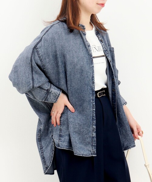 MICO COULIER（ミコクリエ）の「パウダーデニムドルマンシャツ（シャツ/ブラウス・レディース・サックスブルー/インディゴブルー・38）」の3枚目の写真