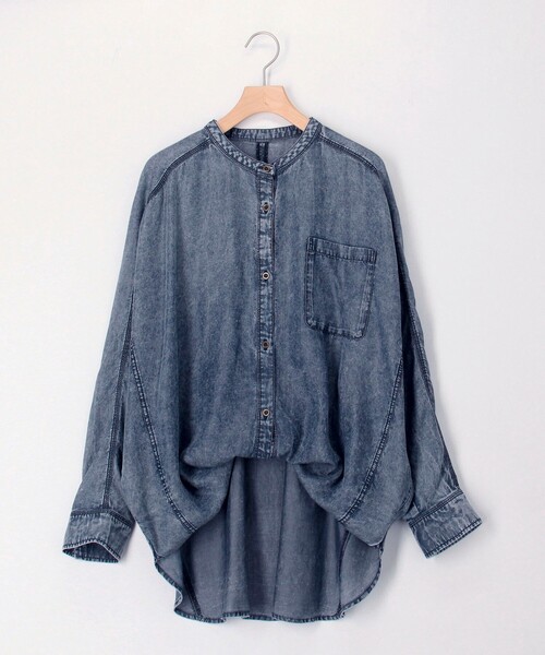 MICO COULIER（ミコクリエ）の「パウダーデニムドルマンシャツ（シャツ/ブラウス・レディース・サックスブルー/インディゴブルー・38）」の9枚目の写真