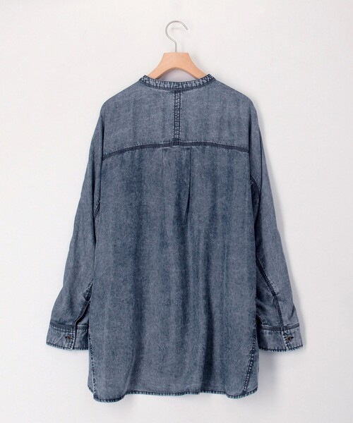 MICO COULIER（ミコクリエ）の「パウダーデニムドルマンシャツ（シャツ/ブラウス・レディース・サックスブルー/インディゴブルー・38）」の12枚目の写真