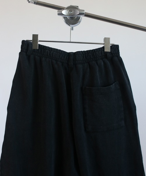 NYLAUS(ナイラス)の「【Nylaus】2026SS 裾カットオフ ベルトループ付き スウェット カーブパンツ バレルパンツ ケミカル加工(スウェットパンツ・メンズ・ブラック系その他/ブラック・M/L/S)」の9枚目の写真