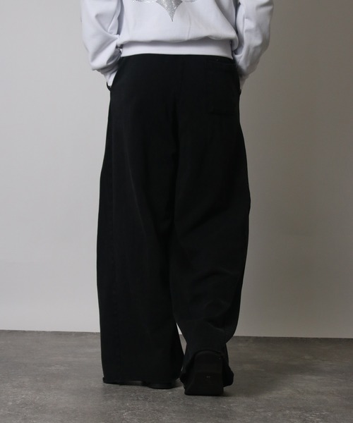 NYLAUS(ナイラス)の「【Nylaus】2026SS 裾カットオフ ベルトループ付き スウェット カーブパンツ バレルパンツ ケミカル加工(スウェットパンツ・メンズ・ブラック系その他/ブラック・M/L/S)」の21枚目の写真