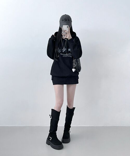 mydeepbluememories（マイディープブルーメモリーズ）の「SYMBOL LOGO GRAPHIC HOODIE (BLACK)（パーカー・レディース・ブラック・FREE/2）」の9枚目の写真
