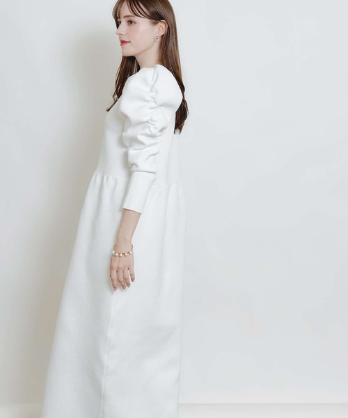 PICCIN PERLA(ピッチンペルラ)の「ギャザースリーブコクーンニットワンピース(ワンピース・レディース・ピンク/ブルー/ブラック/オフホワイト・M)」の15枚目の写真