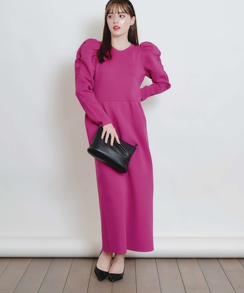 PICCIN PERLA(ピッチンペルラ)の「ギャザースリーブコクーンニットワンピース(ワンピース・レディース・ピンク/ブルー/ブラック/オフホワイト・M)」の6枚目の写真