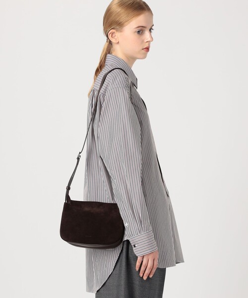 TOMORROWLAND （トゥモローランド）の「ADVENE SMALL DUET バッグ（ショルダーバッグ・レディース・ダークブラウン・FREE）」の2枚目の写真