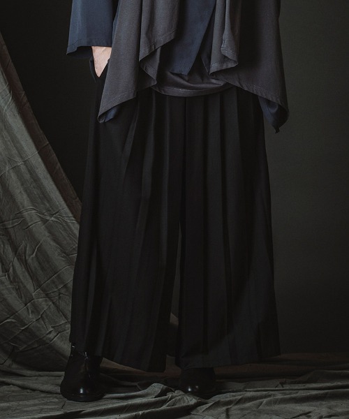 NO ID.（ノーアイディ）の「mp14616-ﾊｶﾏﾌﾟﾘｰﾂﾄﾗｳｻﾞｰｽﾞ パンツ(458006-421P)（その他パンツ・メンズ・グレー/ブラック・2/1）」の18枚目の写真