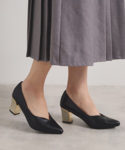 ITS'DEMO（イッツデモ）の「【疲れにくい／静音】ベーシックパンプス（パンプス・レディース・ブラック/アイボリー・40/38）」の3枚目の写真