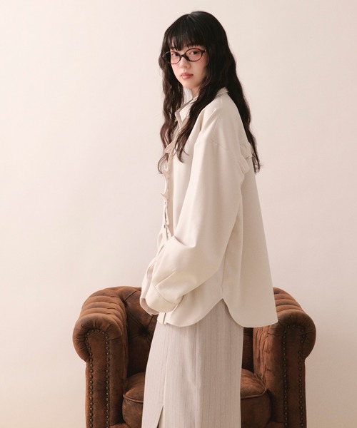loin nuit(ロワンニュイ)の「nuance frill shirt / ニュアンスフリルシャツ(シャツ/ブラウス・レディース・ブルー/ブラック/アイボリー・FREE)」の5枚目の写真