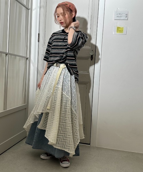 DOUBLE NAME（ダブルネーム）の「flowerレースランダムヘムスカート（スカート・レディース・ブラック/オフホワイト・FREE）」の4枚目の写真