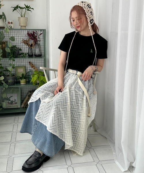 DOUBLE NAME（ダブルネーム）の「flowerレースランダムヘムスカート（スカート・レディース・ブラック/オフホワイト・FREE）」の5枚目の写真