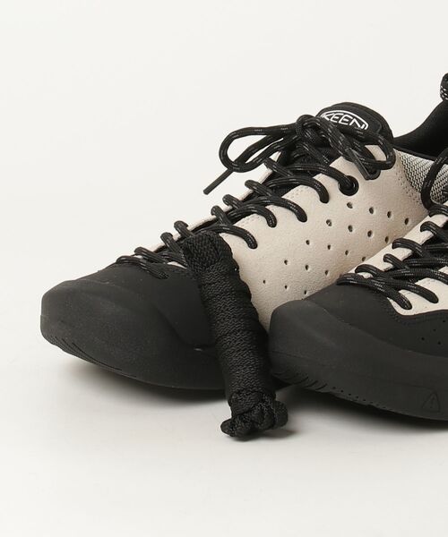 KEEN（キーン）の「JASPER III / ジャスパー スリー / メンズ スニーカー（スニーカー・メンズ・ホワイト系その他・30cm/29cm/28.5cm/28cm/27.5cm/27cm/26.5cm/26cm/25.5cm/25cm）」の4枚目の写真