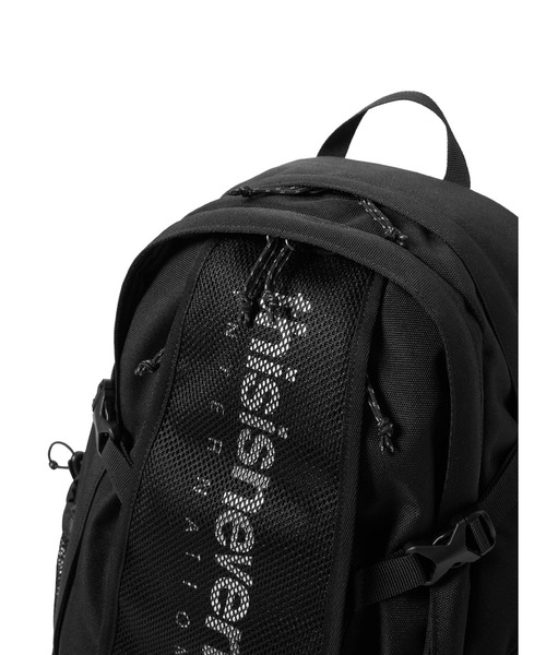 thisisneverthat(ディスイズネバーザット)の「INTL-Logo Backpack 30(バックパック/リュック・メンズ・ブラック・FREE)」の3枚目の写真
