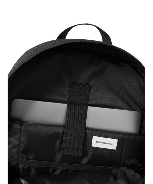thisisneverthat(ディスイズネバーザット)の「INTL-Logo Backpack 30(バックパック/リュック・メンズ・ブラック・FREE)」の4枚目の写真