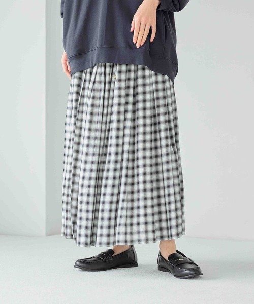 studio CLIP(スタディオクリップ)の「チェックギャザースカート(スカート・レディース・ブラック/ブラウン・FREE)」の4枚目の写真