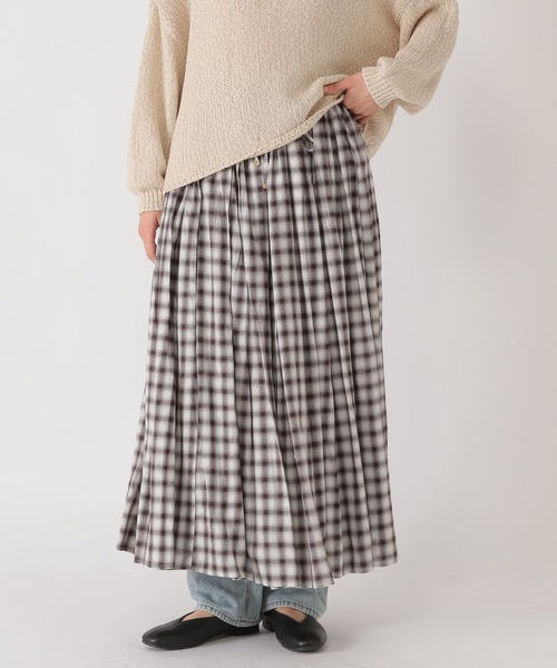 studio CLIP(スタディオクリップ)の「チェックギャザースカート(スカート・レディース・ブラック/ブラウン・FREE)」の16枚目の写真