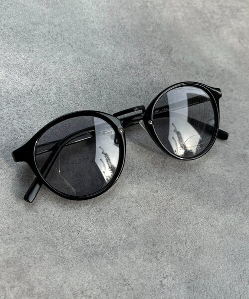 DouDou（ドゥドゥ）の「調光/偏光機能付サングラス（サングラス・レディース・ライトグレー/ブラウン系その他・FREE）」の4枚目の写真