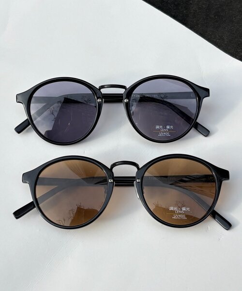 DouDou（ドゥドゥ）の「調光/偏光機能付サングラス（サングラス・レディース・ライトグレー/ブラウン系その他・FREE）」の8枚目の写真