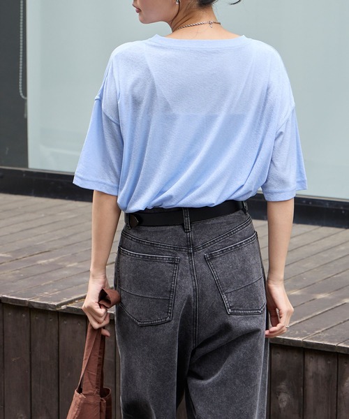 MONO-MART(モノマート)の「【クールスマートウォッシュ】フローティ シアー 半袖 Tシャツ (接触冷感・毛玉防止・イージーケア)(Tシャツ/カットソー・レディース・ブラウン/ライトブルー/ブラック/ネイビー/ミント/ベージュ/ライトイエロー/チャコールグレー/グレー/オフホワイト/キャメル/レッド/ピンク・FREE)」の19枚目の写真