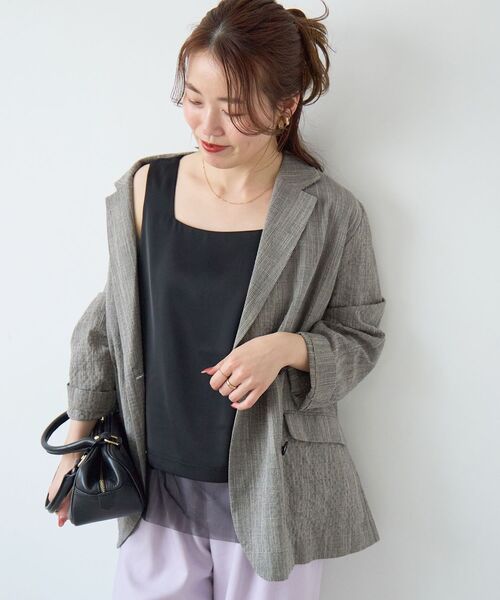 le.coeur blanc（ルクールブラン）の「サテン×スムース 裾チュールタンク（タンクトップ・レディース・グレイッシュベージュ/ブラック/オフホワイト・38）」の3枚目の写真