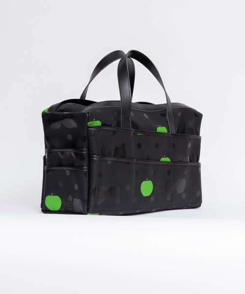 THE BEATLES COMME des GARCONS（ザ ビートルズ コムデギャルソン）の「THE BEATLES CdG APPLE PRINTED BAG（トートバッグ・メンズ・ブラック・ONE SIZE）」の3枚目の写真