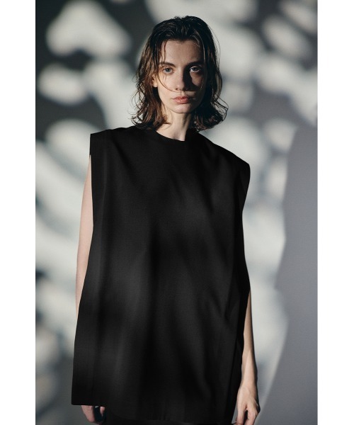 RIM.ARK(リムアーク)の「【PRE ORDER】Square layered dress スクエア レイヤード ドレス(ドレス・レディース・ベージュ/ブラック・36/38)」の4枚目の写真