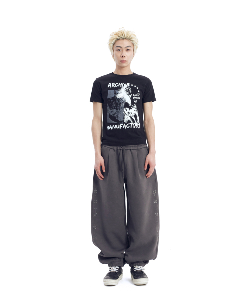 AAKAM（アーカム）の「Line Studded Sweatpants (Dark Gray)（スウェットパンツ・レディース・その他・1/2）」の11枚目の写真