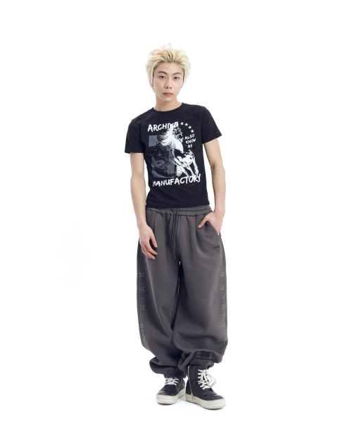 AAKAM（アーカム）の「Line Studded Sweatpants (Dark Gray)（スウェットパンツ・レディース・その他・1/2）」の16枚目の写真