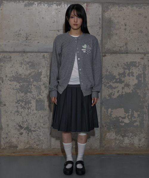 FANCY CLUB(ファンシークラブ)の「クローバーパッチワークカーディガン (GRAY) F25ZA008(カーディガン/ボレロ・レディース・その他・ONE)」の3枚目の写真