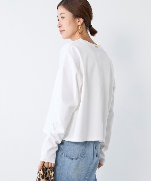 MICA&DEAL(マイカ&ディール)の「ワンポイント刺繍ロングTシャツ(Tシャツ/カットソー・レディース・ホワイト/ブラウン・FREE)」の14枚目の写真