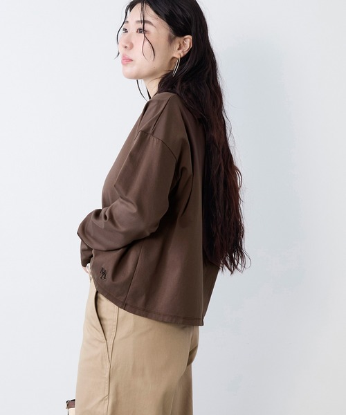 MICA&DEAL(マイカ&ディール)の「ワンポイント刺繍ロングTシャツ(Tシャツ/カットソー・レディース・ホワイト/ブラウン・FREE)」の19枚目の写真