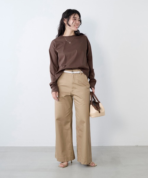 MICA&DEAL(マイカ&ディール)の「ワンポイント刺繍ロングTシャツ(Tシャツ/カットソー・レディース・ホワイト/ブラウン・FREE)」の21枚目の写真
