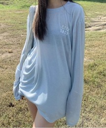 透け感シアー素材×バックロゴが映える!韓国トレンドのシアーロングTシャツ