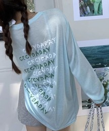 透け感シアー素材×バックロゴが映える!韓国トレンドのシアーロングTシャツ