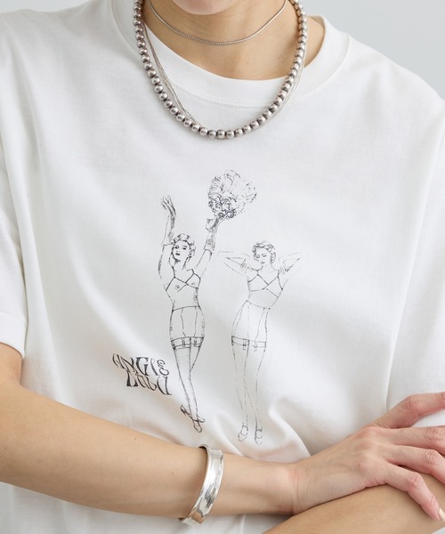 SALON adam et rope'(サロン アダム エ ロペ)の「【Angie La La for SALON】コラボプリントTEE(Tシャツ/カットソー・レディース・ブラック/オフホワイト・FREE)」の17枚目の写真