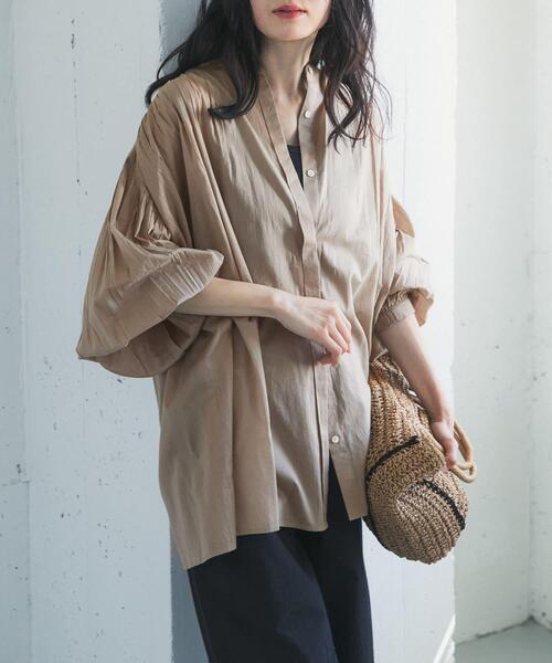 URBAN RESEARCH DOORS（アーバンリサーチドアーズ）の「コットンボイルギャザーブラウス（シャツ/ブラウス・レディース・イエロー/ミント/ベージュ系その他・FREE）」の2枚目の写真