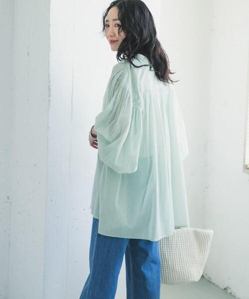 URBAN RESEARCH DOORS（アーバンリサーチドアーズ）の「コットンボイルギャザーブラウス（シャツ/ブラウス・レディース・イエロー/ミント/ベージュ系その他・FREE）」の18枚目の写真