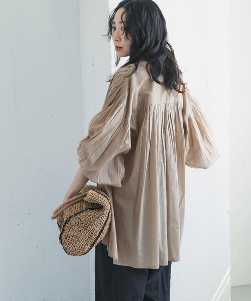 URBAN RESEARCH DOORS（アーバンリサーチドアーズ）の「コットンボイルギャザーブラウス（シャツ/ブラウス・レディース・イエロー/ミント/ベージュ系その他・FREE）」の14枚目の写真