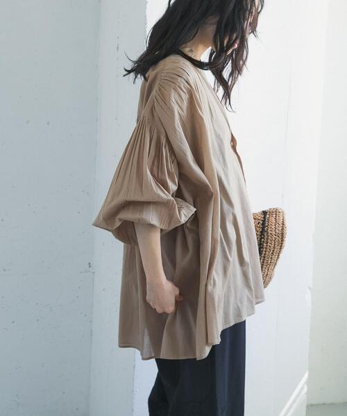 URBAN RESEARCH DOORS（アーバンリサーチドアーズ）の「コットンボイルギャザーブラウス（シャツ/ブラウス・レディース・イエロー/ミント/ベージュ系その他・FREE）」の12枚目の写真