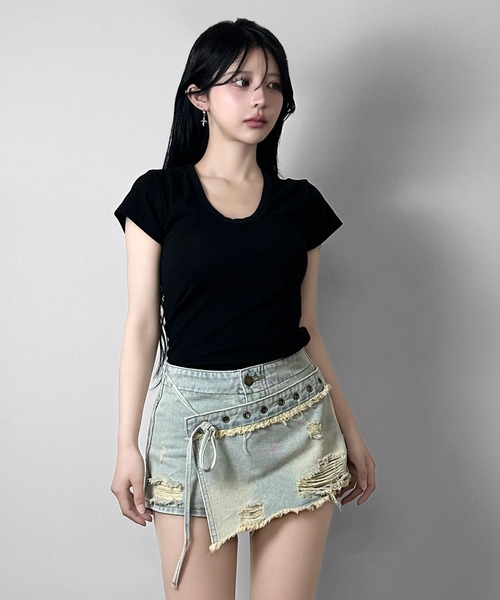 FOLLOWIN(フォロウィン)の「カットオフレイヤードアイレットデニムミニスカート(デニムスカート・レディース・ブルー/ブラック・LARGE/MEDIUM/SMALL)」の7枚目の写真