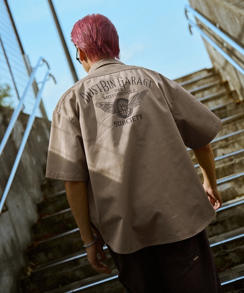 Work shirt — рабочая рубашка