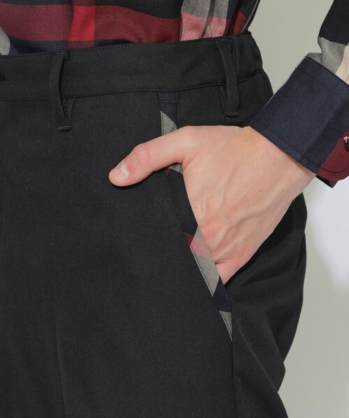 CB CRESTBRIDGE(シービークレストブリッジ)の「【Quiet Check シリーズ】トリムチノボトム(チノパンツ・レディース・ベージュ系その他5/ブラック・0)」の20枚目の写真