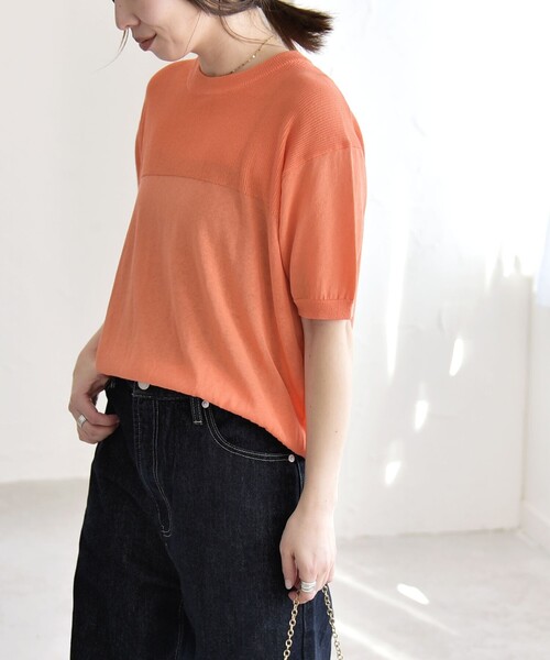 quaranciel（カランシエル）の「quaranciel:〈接触冷感/手洗い可能〉コンパクト シアー ニット TEE（ニット/セーター・レディース・オレンジ/ブラウン/ブラック/オフホワイト・ONE SIZE）」の18枚目の写真