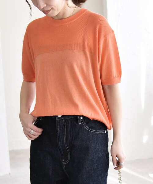 quaranciel（カランシエル）の「quaranciel:〈接触冷感/手洗い可能〉コンパクト シアー ニット TEE（ニット/セーター・レディース・オレンジ/ブラウン/ブラック/オフホワイト・ONE SIZE）」の17枚目の写真