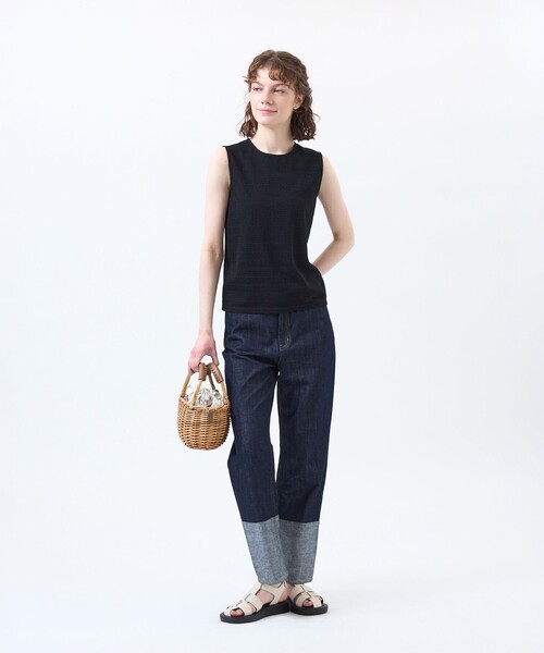 MACKINTOSH PHILOSOPHY（ﾏｯｷﾝﾄｯｼｭ ﾌｨﾛｿﾌｨｰ）の「レースコンビノースリーブカットソー（Tシャツ/カットソー・レディース・オフホワイト/ブラック/ダークネイビー・38）」の5枚目の写真