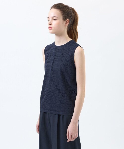 MACKINTOSH PHILOSOPHY（ﾏｯｷﾝﾄｯｼｭ ﾌｨﾛｿﾌｨｰ）の「レースコンビノースリーブカットソー（Tシャツ/カットソー・レディース・オフホワイト/ブラック/ダークネイビー・38）」の9枚目の写真